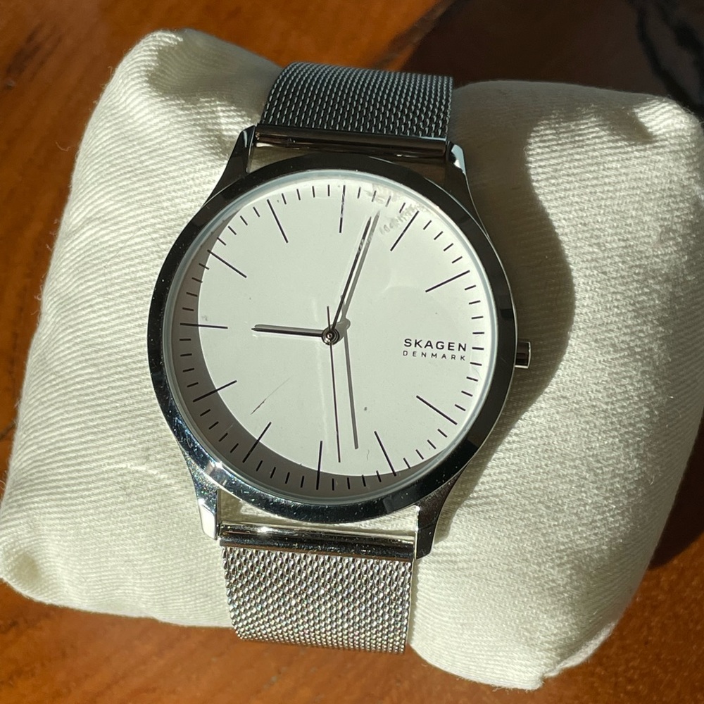 Skagen Jorn Silver-tone Steel Mesh Mens Watch 41mm White Face